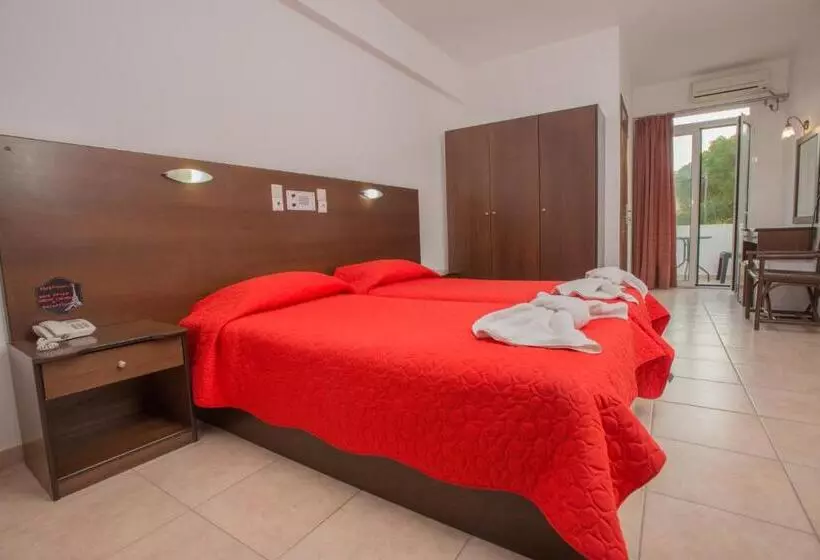 Habitación Estándar, Fragiskos