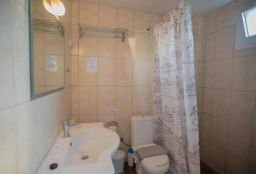 Habitación Estándar, Fragiskos