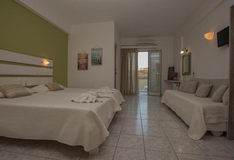 Номер Стандарт Трехместный, Fragiskos