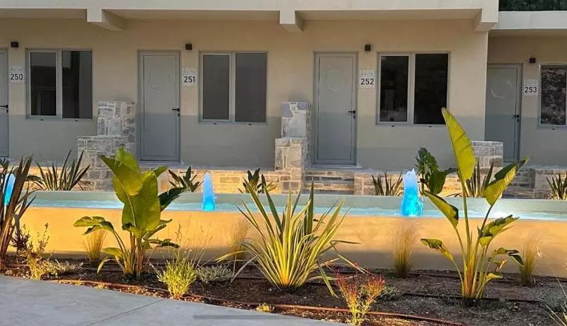 Habitación Deluxe, Fragiskos