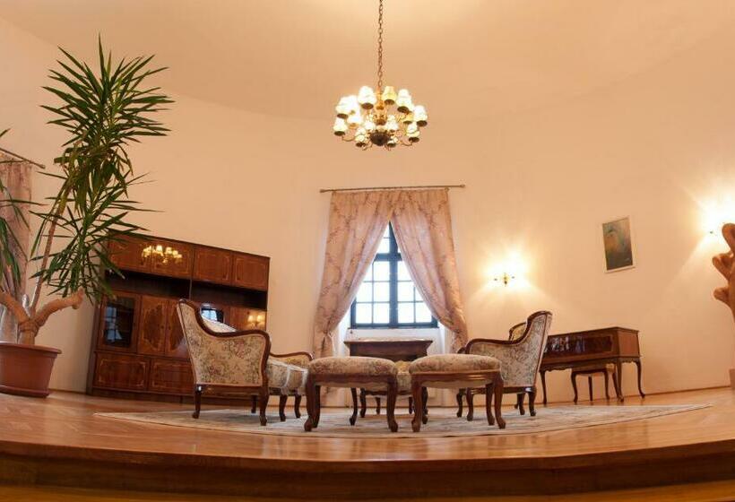 套房, István Király Szálló