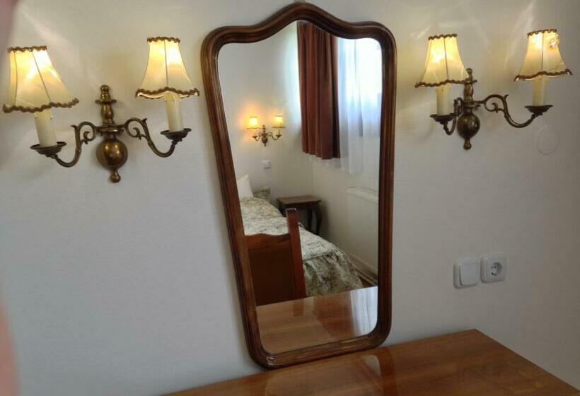 套房, István Király Szálló