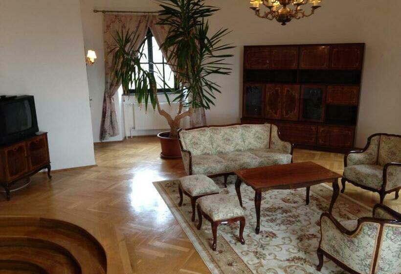 套房, István Király Szálló