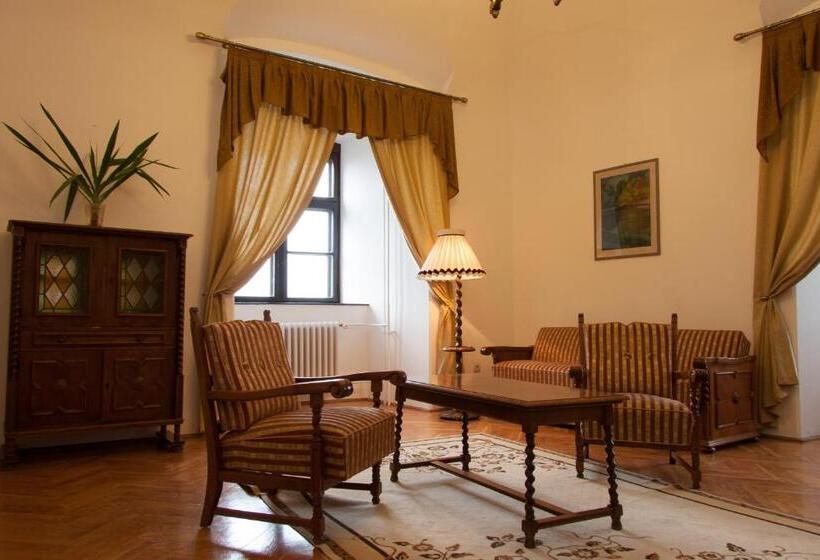 套房, István Király Szálló