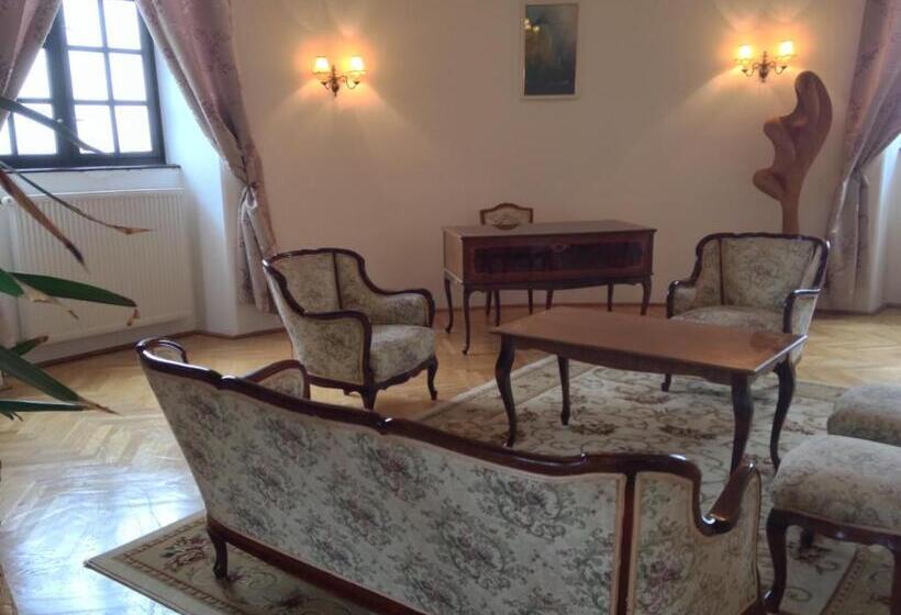 套房, István Király Szálló