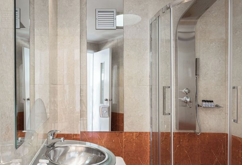 Номер Стандарт, Kreoli