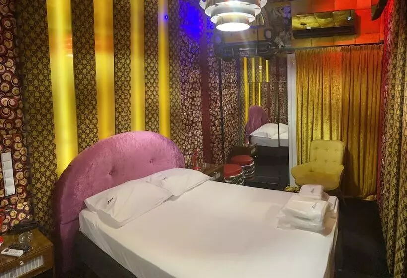 デラックスルーム, Lida