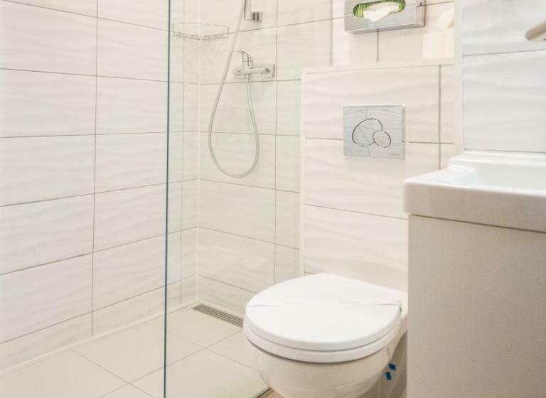 디럭스 룸, Orion Várkert