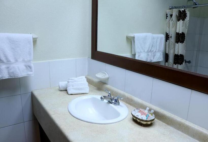 سوییت خانوادگی, Pension Bonifaz