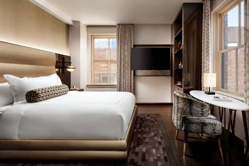 חדר סטנדרט, Platon