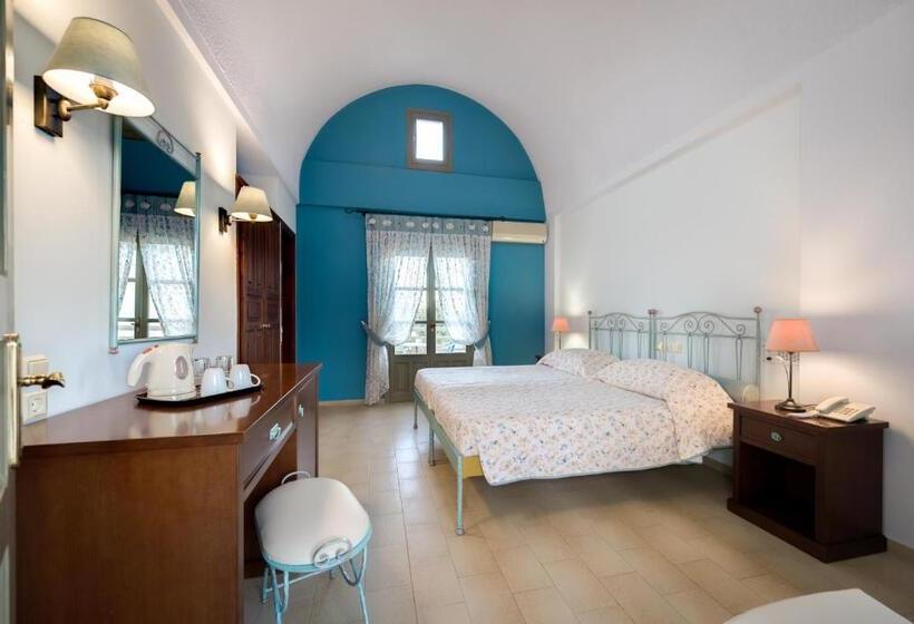 标准间带游泳池, Zephyros