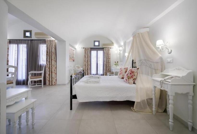 带海景的复工套房, Zephyros