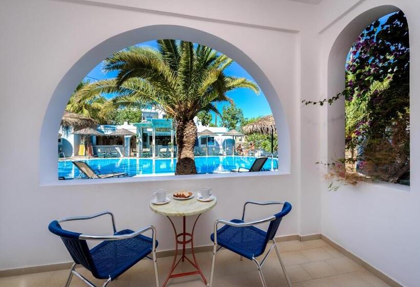 带泳池观景的豪华房, Zephyros