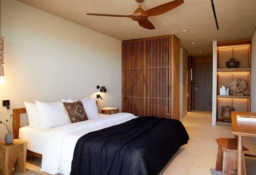 غرفة قياسية مطلّة علي حمام السباحة, The Syntopia Hotel   Adults Only