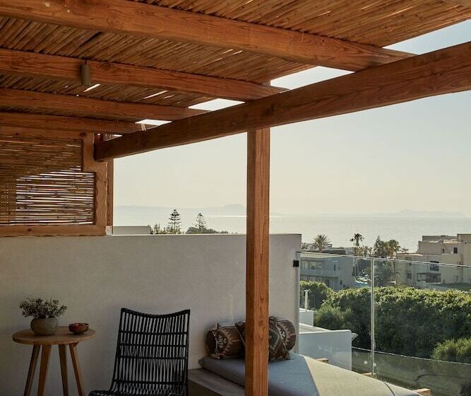 غرفة سوبيريور مطلّة علي البحر, The Syntopia Hotel   Adults Only