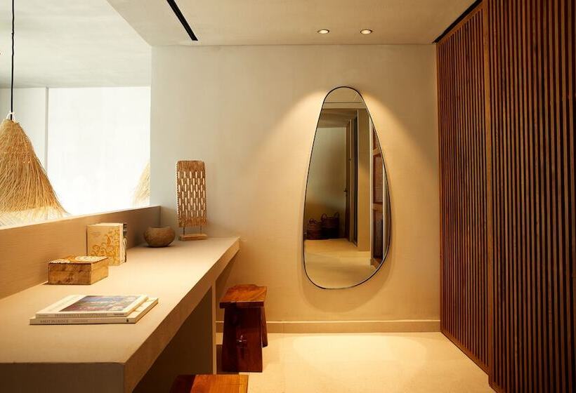 جناح, The Syntopia Hotel   Adults Only