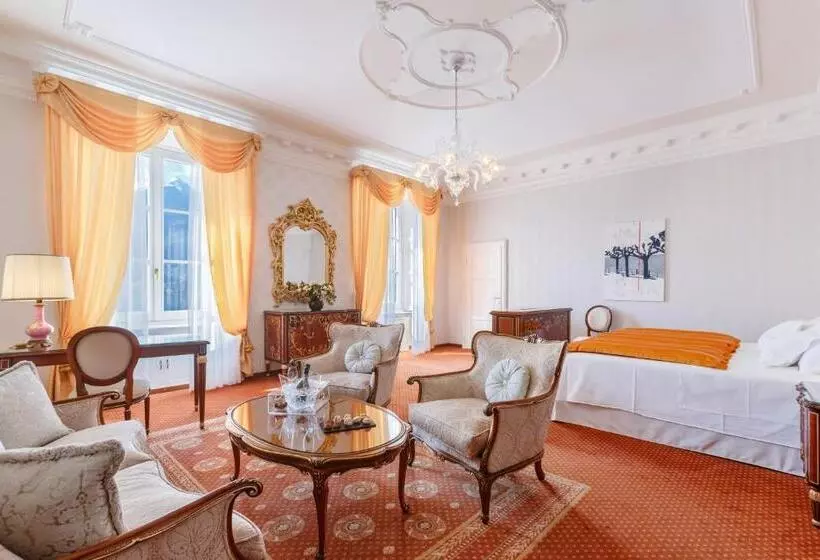 スイート, Grand Hotel Villa Serbelloni   A Legendary