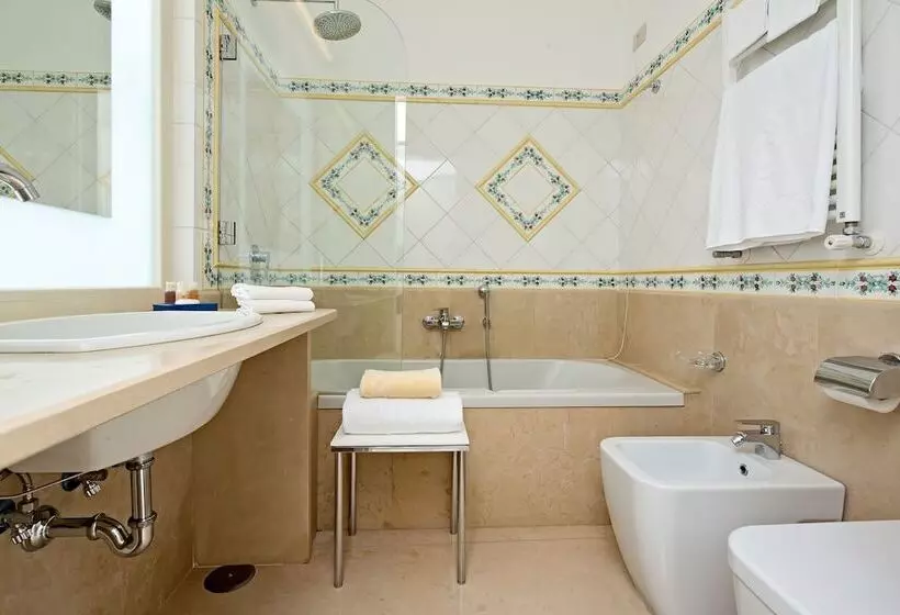 اتاق سوپریور, Albergo Gatto Bianco