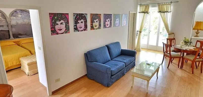 سوییت خانوادگی, Albergo Gatto Bianco