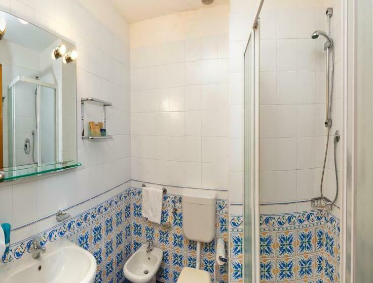 חדר סטנדרט עם מרפסת, Ariston