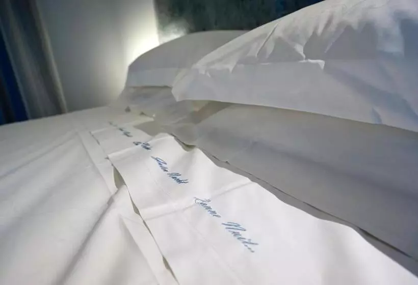 اتاق استاندارد, Arli Hotel Business And Wellness