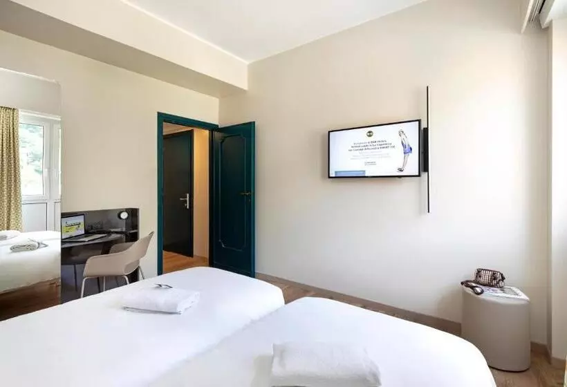 اتاق استاندارد برای معلولان, B&b Hotel Como City Center