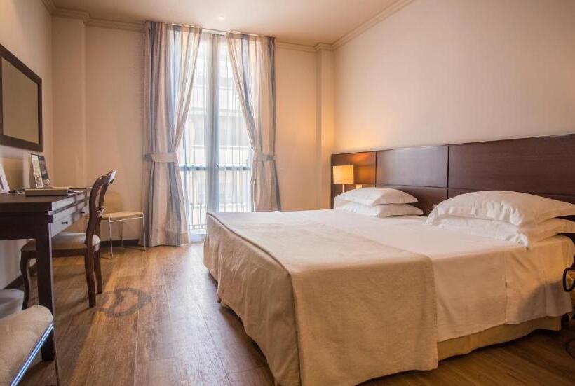 スーペリアールーム, Casali