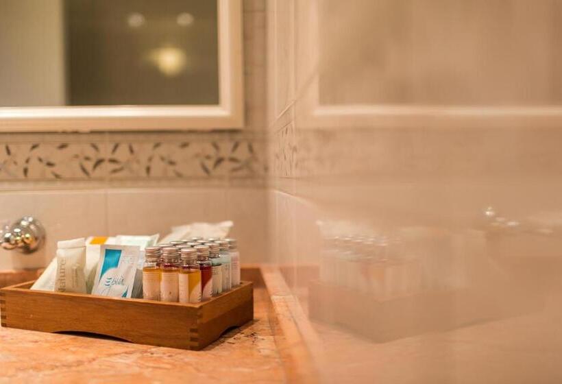 スーペリアールーム, Casali