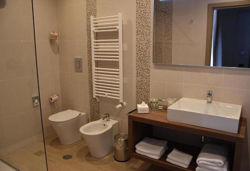 스탠다드 전망 룸, Commercio