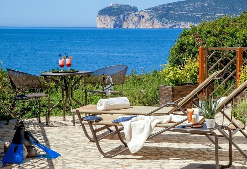 Номер Deluxe Вид на Море, El Faro Hotel & Spa