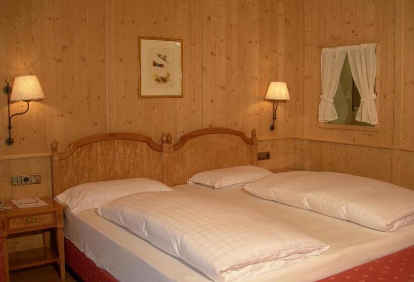 سوییت جونیور, Gruner Baum