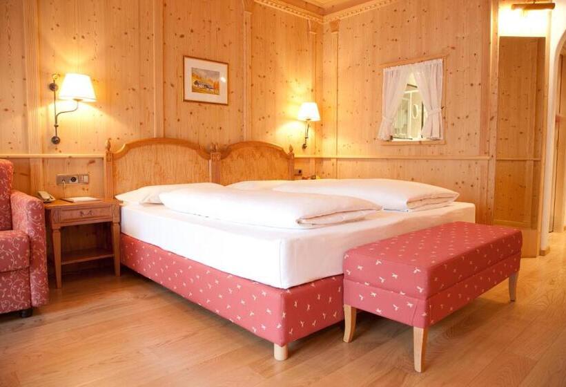 سوییت جونیور, Gruner Baum