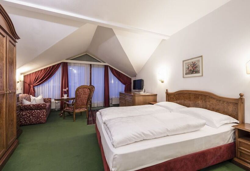 اتاق راحتی, Gruner Baum