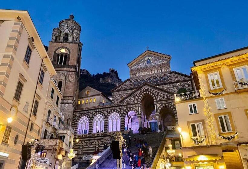 Номер Стандарт Боковой Вид на Море, La Bussola