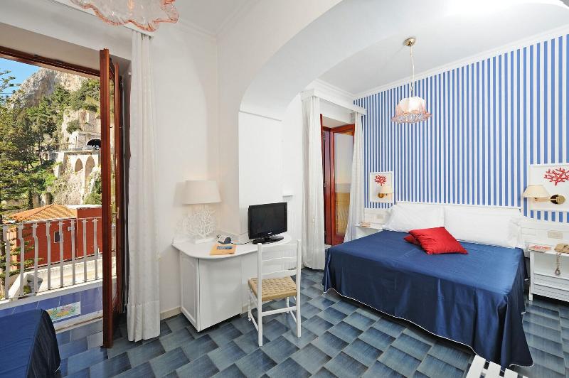 Номер Стандарт Боковой Вид на Море, La Bussola