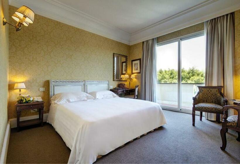 חדר דלוקס עם מרפסת, Mercure Catania Excelsior