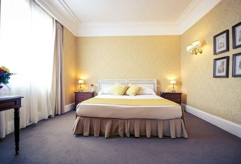 חדר דלוקס עם מרפסת, Mercure Catania Excelsior