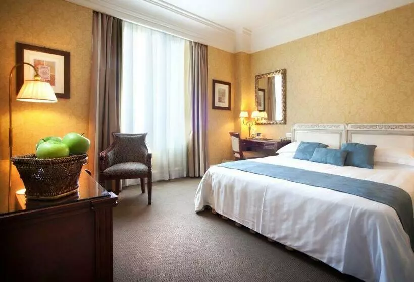 اتاق سوپریور با بالکن, Mercure Catania Excelsior