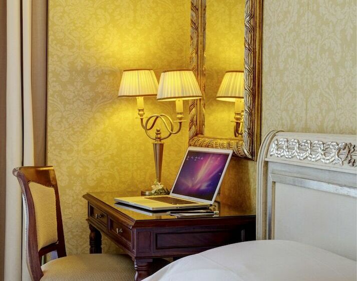 Люкс с Балконом, Mercure Catania Excelsior