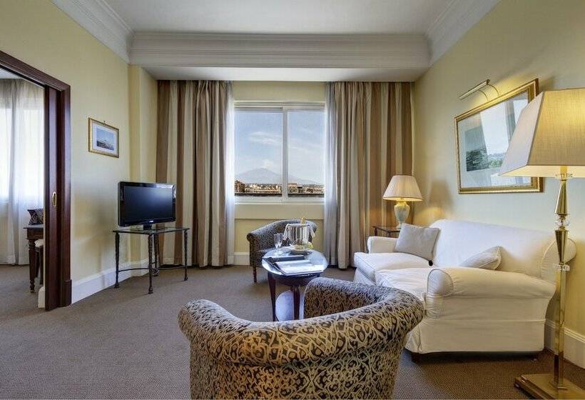 סוויטה עם מרפסת, Mercure Catania Excelsior