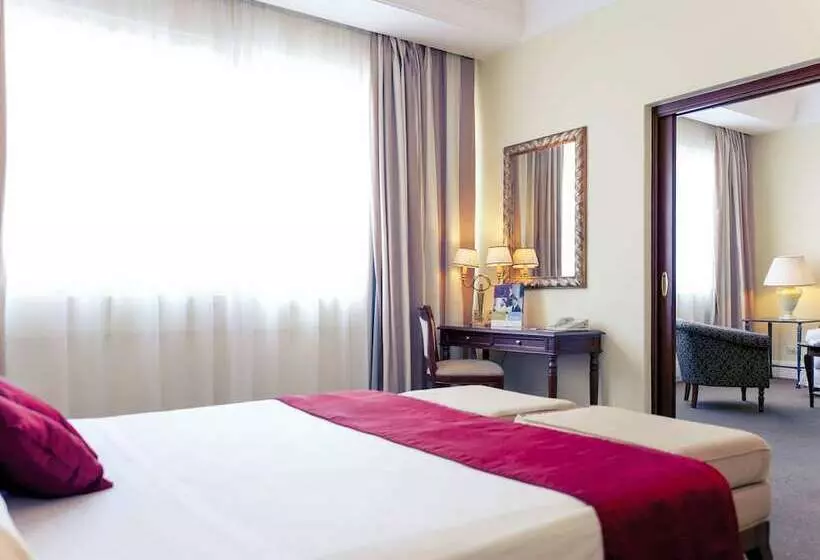 سوئیت با بالکن, Mercure Catania Excelsior