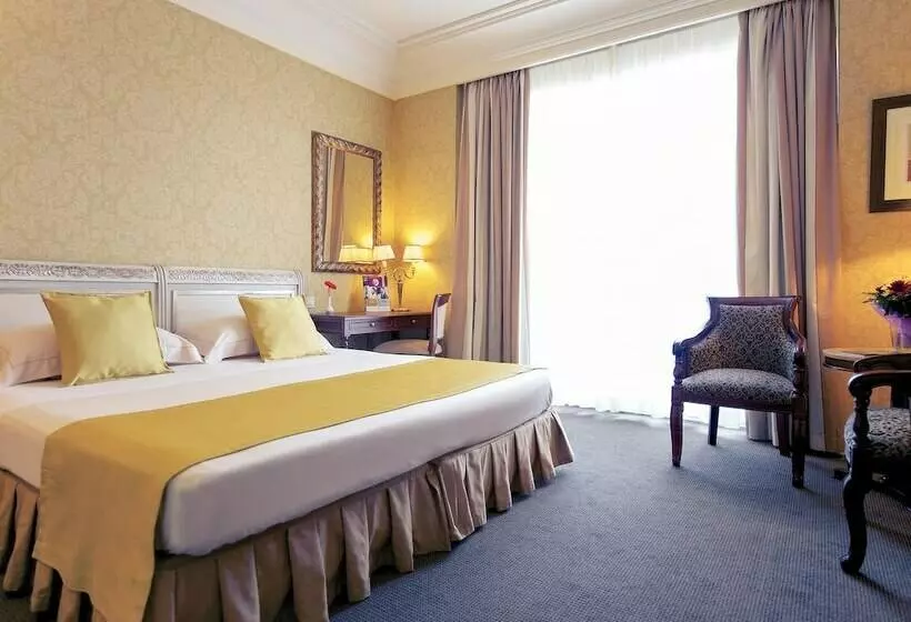 اتاق سوپریور با چشم‌انداز, Mercure Catania Excelsior