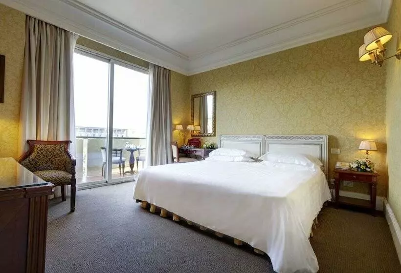 اتاق سوپریور با چشم‌انداز, Mercure Catania Excelsior