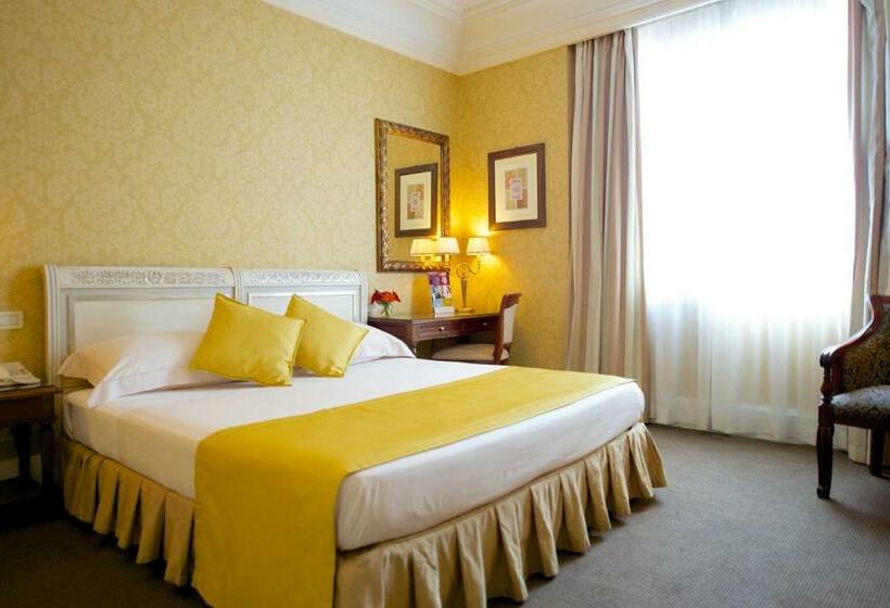 חדר סטנדרט, Mercure Catania Excelsior