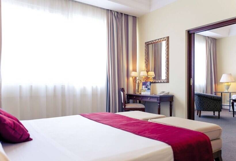 סוויטה עם מרפסת, Mercure Catania Excelsior