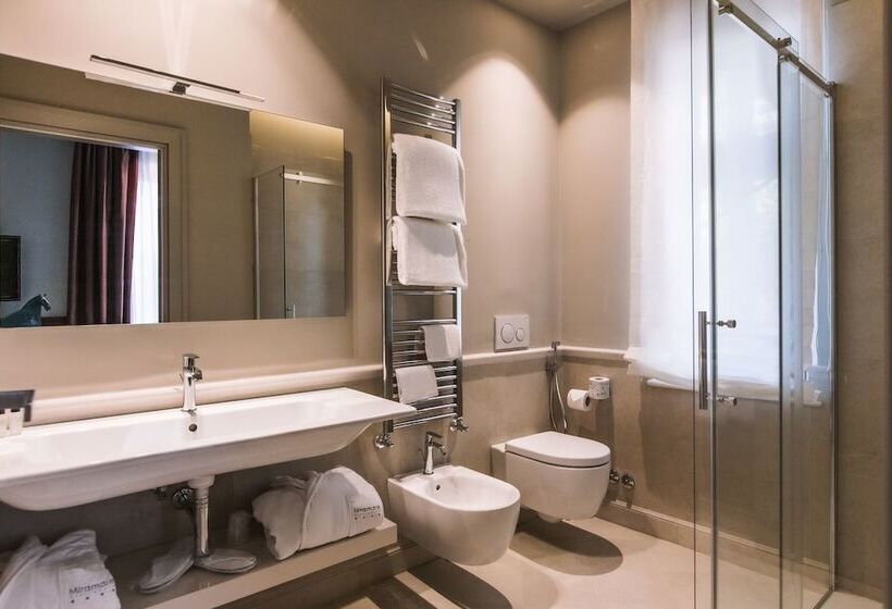 Полулюкс, Miramare