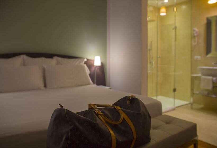 Полулюкс, Miramare