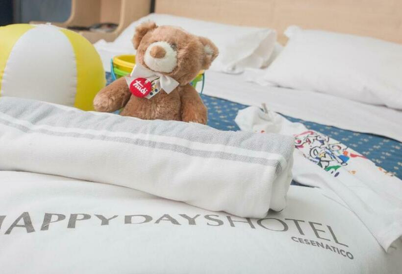 标准三人间, New Castle