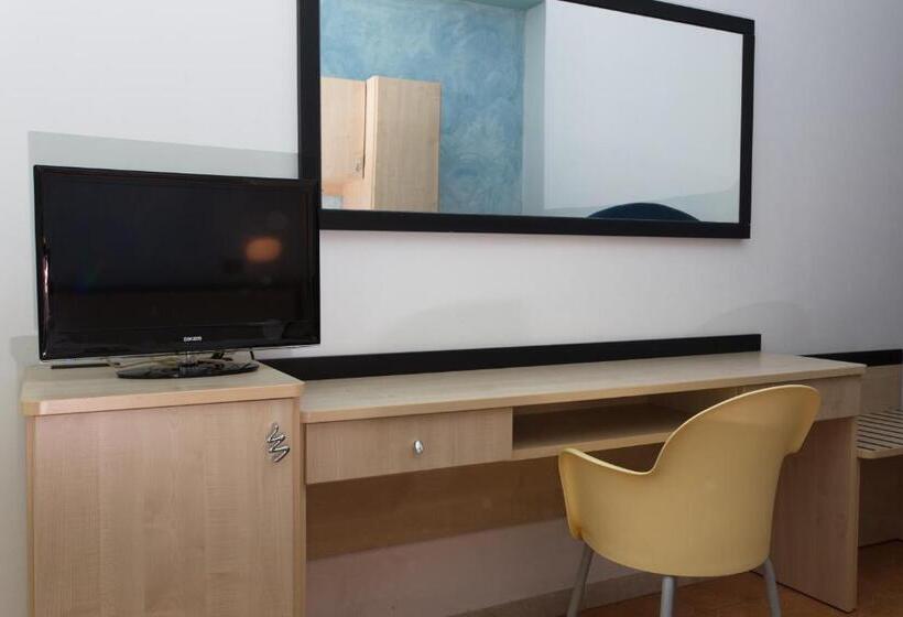 经济房, New Castle