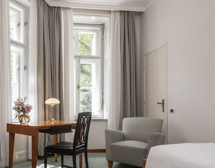 اتاق استاندارد یک نفره, Parkhotel Laurin